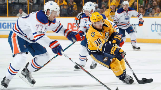viktor-arvidsson-predators-nhl-1300.jpg